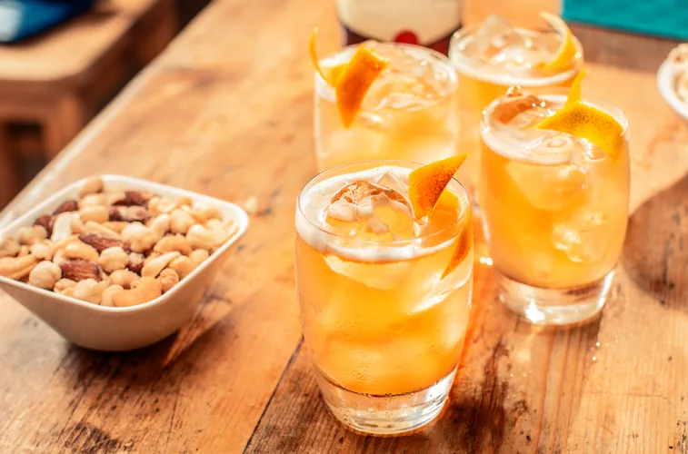 10 Drinks de Boteco Que Vão Fazer Você Dançar Pelado e Ligar para o Ex
